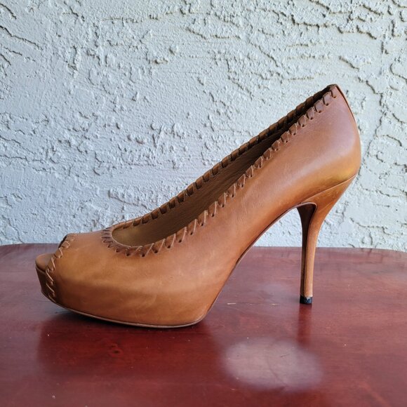 Gucci Brown Leather Whipstitch Peep-Toe Platform Pumps Size EU 37.5 (US 7-7.5) - Picture 6 of 13